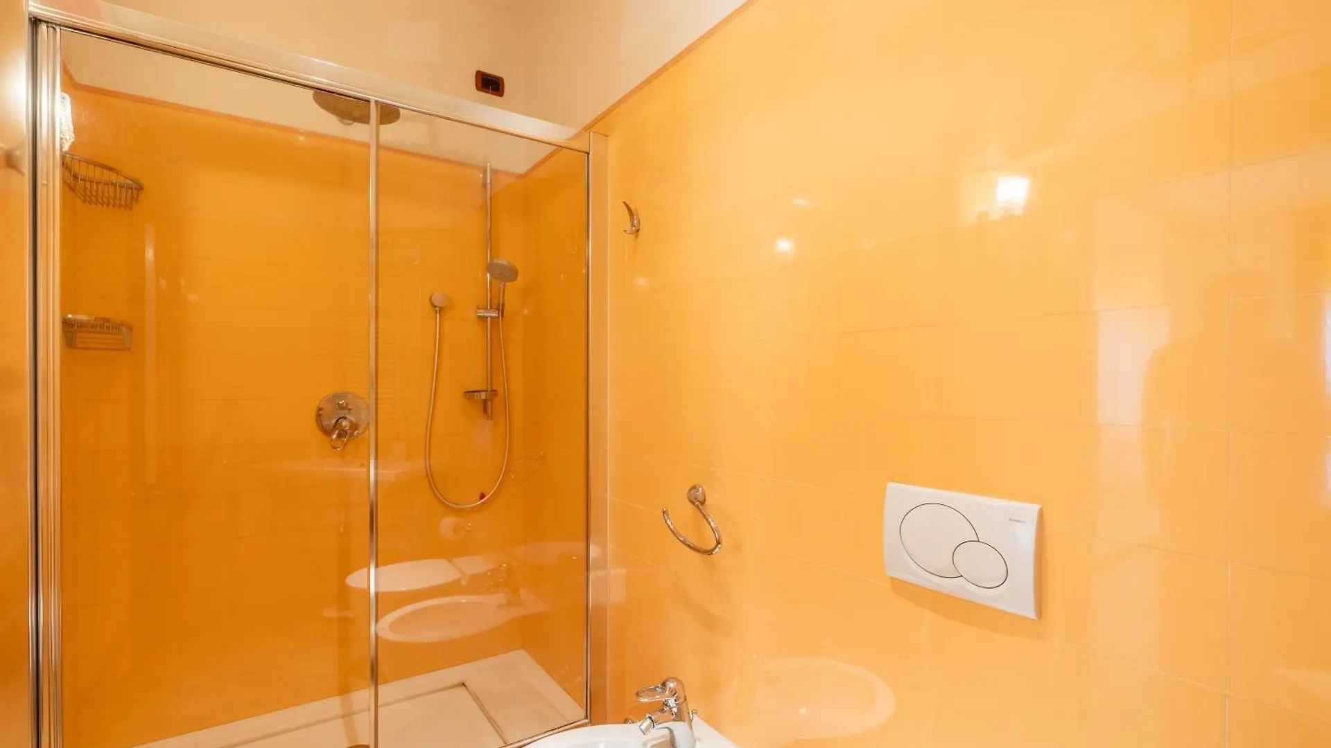 Apartment Appartamento Magnifico - Porta Venezia - Wifi Milan